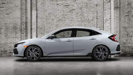 Honda показала дизайн новой Civic 